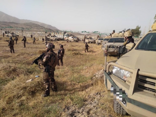 아프가니스탄에서 작전 중인 미군들이 경계근무를 서고 있다. (사진=아프가니스탄 주둔 미군 페이스북)