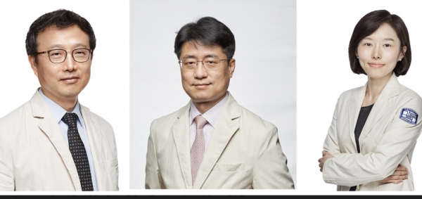 왼쪽부터 김경수, 송상욱, 김하나 교수