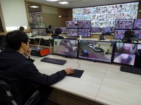 영주시 CCTV통합관제센터가 시민 안전 지킴이 역할을 톡톡히 하고 있다.  (사진=영주시)