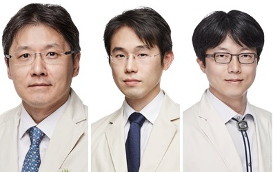 왼쪽부터 김성원, 김도현, 황세환 교수