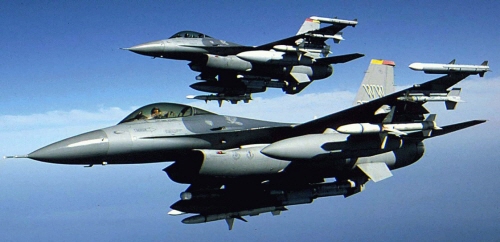 SEAD(대공 방어 시설 공격) 무장을 갖춘 F-16은 다양한 임무를 수행할 수 있는 다목적 전투기다. (사진출처= 국방부 공식 블로그 캡처)