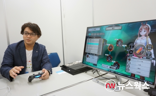 아비코 신이치 거스트 엔터테인먼트사업부 리더가 게임 시스템을 소개하고 있다. (사진=박준영 기자)