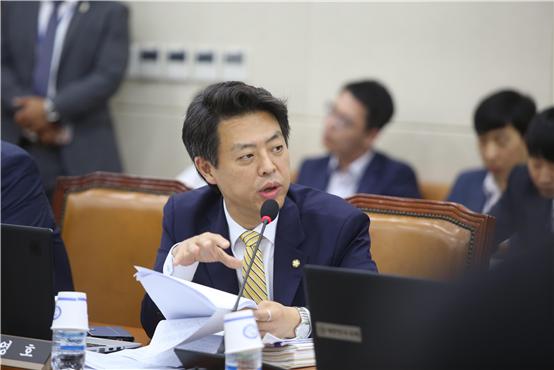 김영호 국회의원