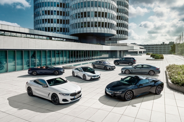BMW는 지난 10월 다양한 고객프로모션과 신차효과 등으로 인해 전년동월 대비 90%이상의 실적개선을 보여줬다. (사진=BMW코리아)