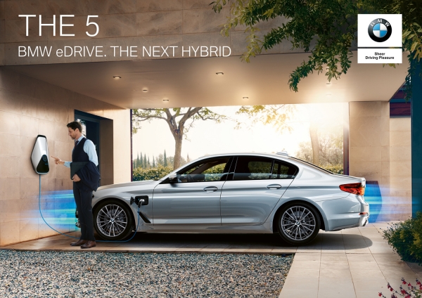 BMW 뉴 5시리즈 최초로 PHEV 모델 뉴 530e를 국내 출시한다. (사진 제공=BMW 코리아)