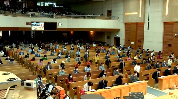 지난 21일 열린 왕성교회 주일예배 모습.(사진=대한예수교장로회왕성교회 유튜브 영상 캡처)