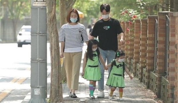 '동상이몽2' 인교진♥소이현과 딸 하은, 소은 (사진=SBS)