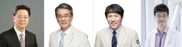 왼쪽부터 이종욱, 강무일 교수, 하정훈, 박성수 교수.