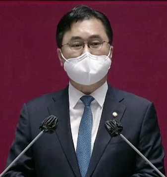 14일 국회 대정부질문에서 김종민 더불어민주당 의원이 질의하고 있다. (사진제공=국회기자단)