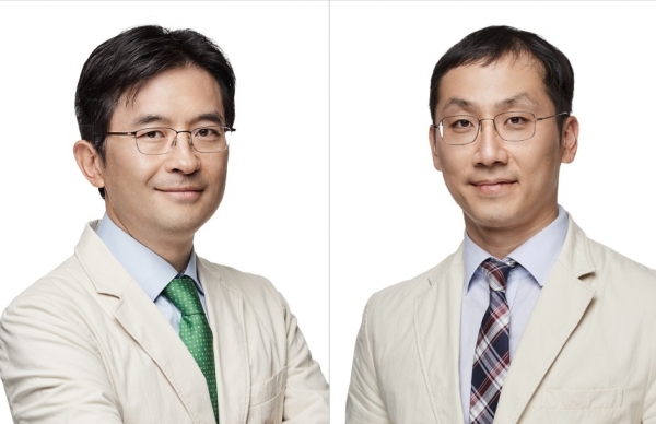 김양수 교수(왼쪽)과 김종호 교수.