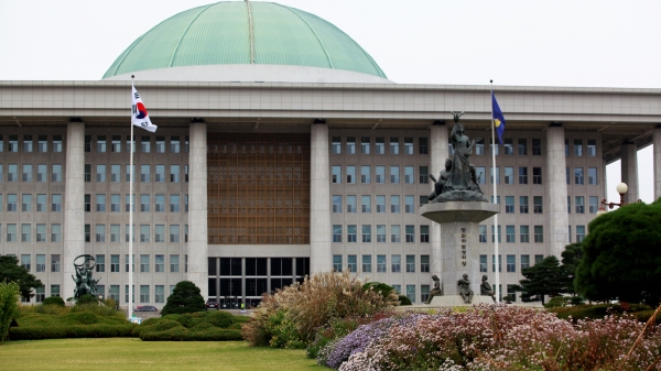 국회의사당 본관에 가을 분위기가 완연하다. (사진제공=인터넷 언론인 연대)