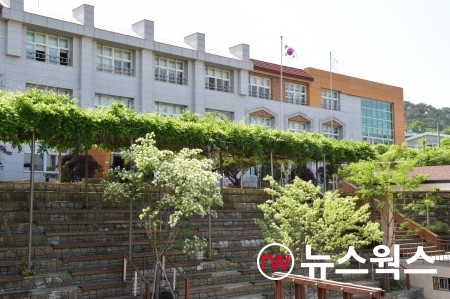 수원시 팔달구 행궁동에 위치한 친환경 아토피특성화학교 남창초등학교(사진제공=수원시)