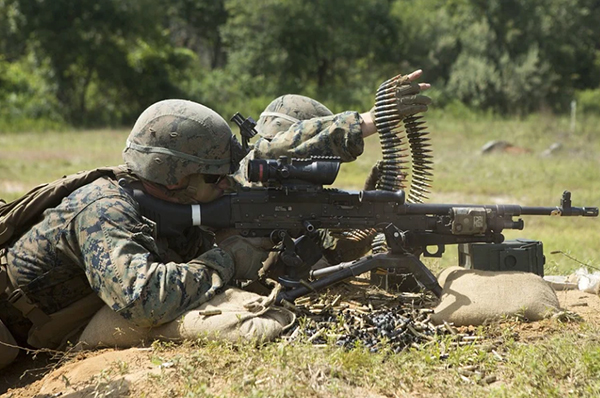 미국 군인들이 사격훈련을 하고 있다. (사진제공=픽사베이)