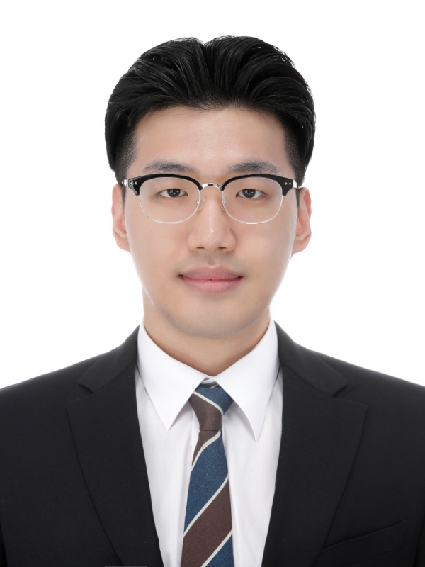 전다윗 증명사진