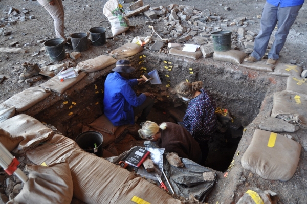 '가모하나 언덕'에서 이뤄지고 있는 발굴 조사 작업. (사진=그리피스 대학 홈페이지 캡처)