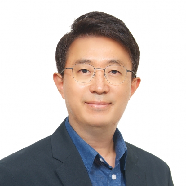 정성진 KB국민은행 강남스타PB센터 부센터장. (사진제공=KB국민은행)<br>