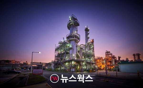 한화솔루션 여수공장 전경. (사진제공=한화솔루션)