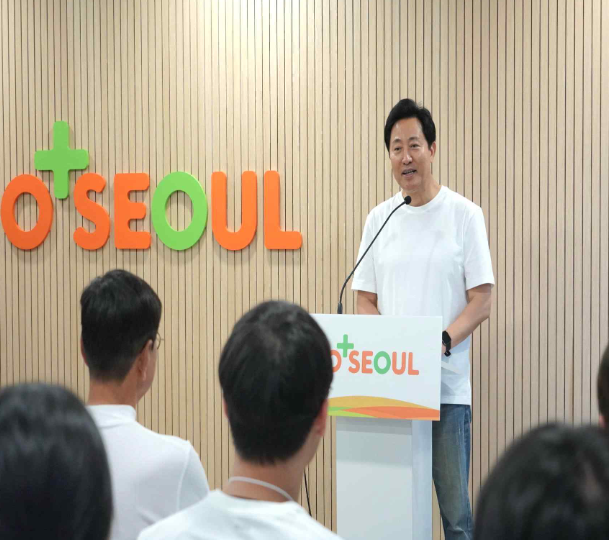 지난 6일 서울 용산구 '영플러스서울' 개소식에 참여한 오세훈 서울시장이 인사말을 하고 있다. (사진제공=서울시)