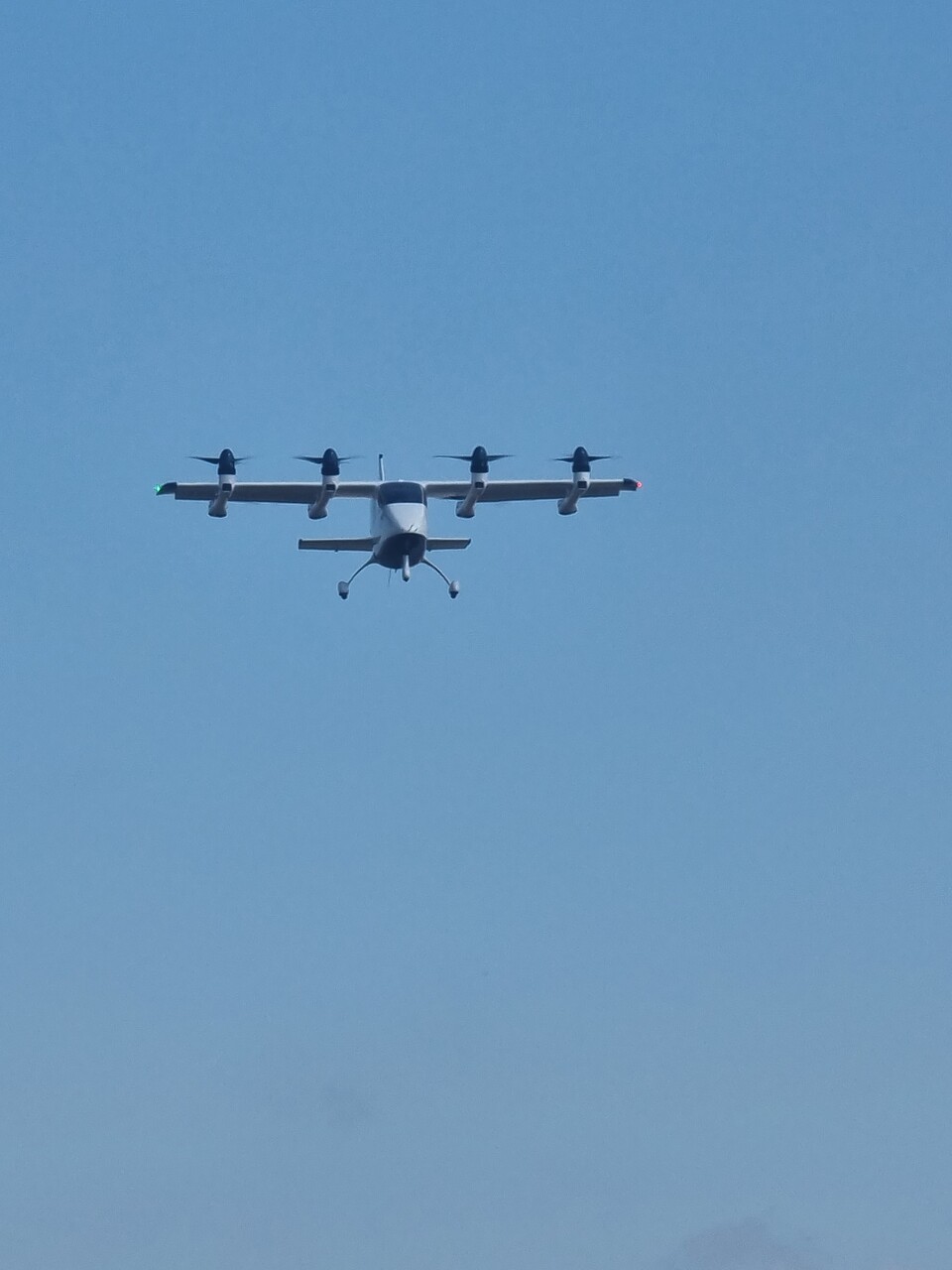 3일 오전 국내 기술로 만든 UAM인 오파브가 하늘을 날고 있다. (사진=뉴스1)