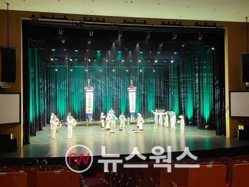 경기아트센터에서 고교 국악 동아리 공연이 열리고 있다.(사진제공=경기도교육청)