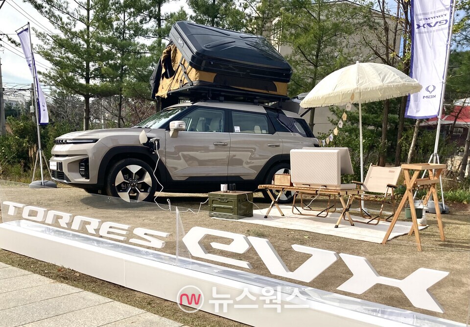 KG 모빌리티의 중형 전기 SUV '토레스 EVX'. (사진=정은지 기자)