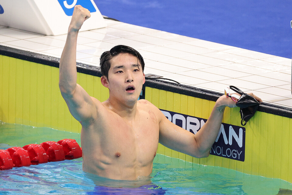 김우민이 지난해 9월 중국 항저우 올림픽 스포츠센타 아쿠아스틱스포츠 아레나에서 열린 아시안게임 남자 400m 결선에서 압도적 레이스를 펼쳐 1위를 차지했다.(사진=뉴스1)