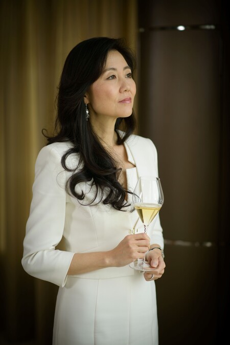 신세계백화점과 협업에 나선 와인 마스터 ‘지니 조 리(Jeannie Cho Lee)’ (사진제공=신세계백화점)
