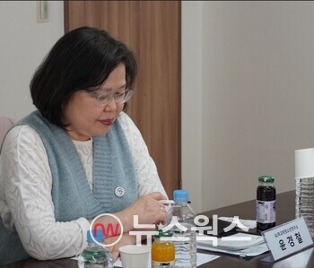 윤철경 '천개의 별' 소장. (사진=백종훈 기자)