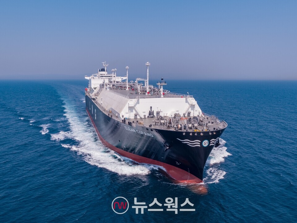 현대중공업이 건조해 2022년 인도한 20만㎥급 LNG운반선이 시운전하고 있다. (사진제공=한국조선해양)