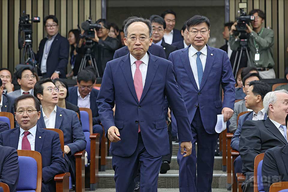 추경호 국민의힘 원내대표가 21일 오전 서울 여의도 국회 회의실에서 열린 의원총회에 참석하고 있다. (출처=국민의힘 홈페이지)