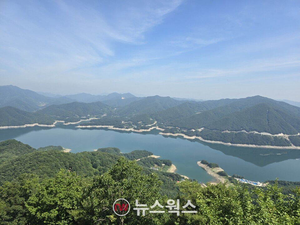 충북 제천-단양-충주를 아우르는 충주호(청풍호)의 전경. (사진=원성훈 기자)