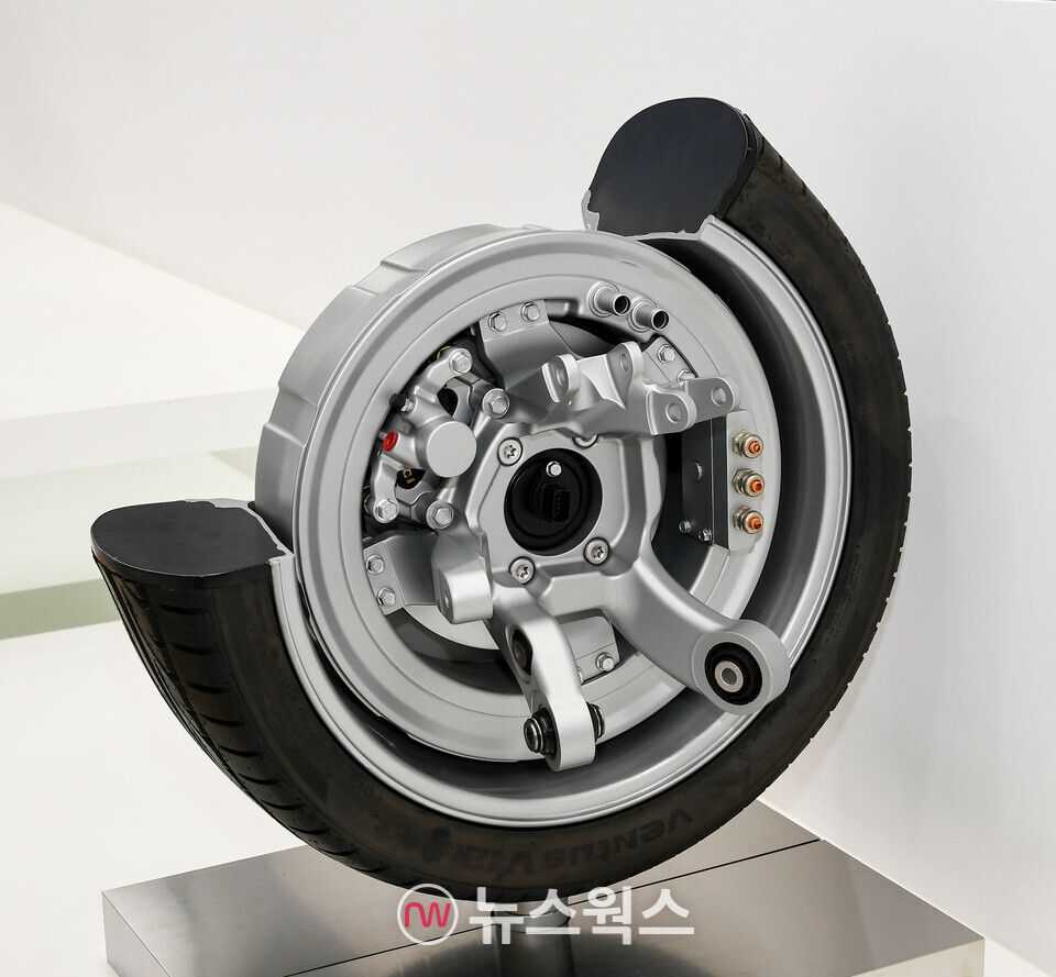 e-코너시스템의 구동 역할을 수행하는 인휠 모터. (사진제공=현대모비스)