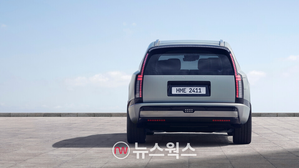 현대차의 첫 대형 전기 스포츠실용차(SUV) '아이오닉 9' 후면. (사진제공=현대차)