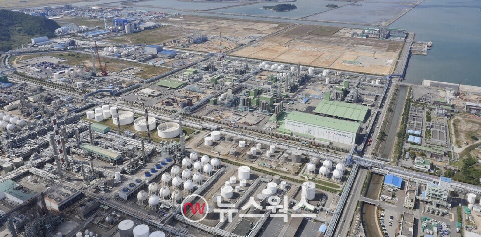 롯데케미칼 여수공장 전경. (사진제공=롯데케미칼)