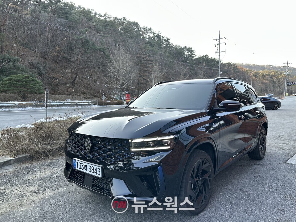 르노코리아 '그랑 콜레오스 가솔린 터보 4WD'. (사진=정현준 기자)