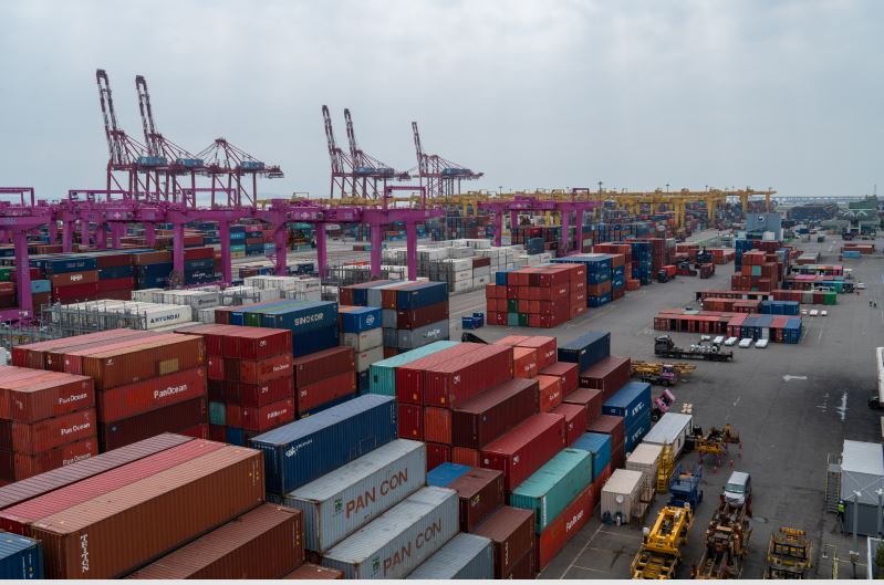 인천항 컨테이너 야적장 (사진제공=해수부)