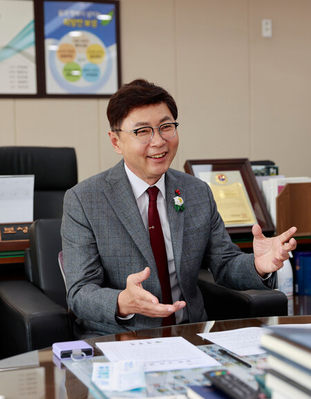 김철우 보성군수가 지난 한해와 올해 사업 추진 방향을 설명하고 있다. (사진제공=보성군청)