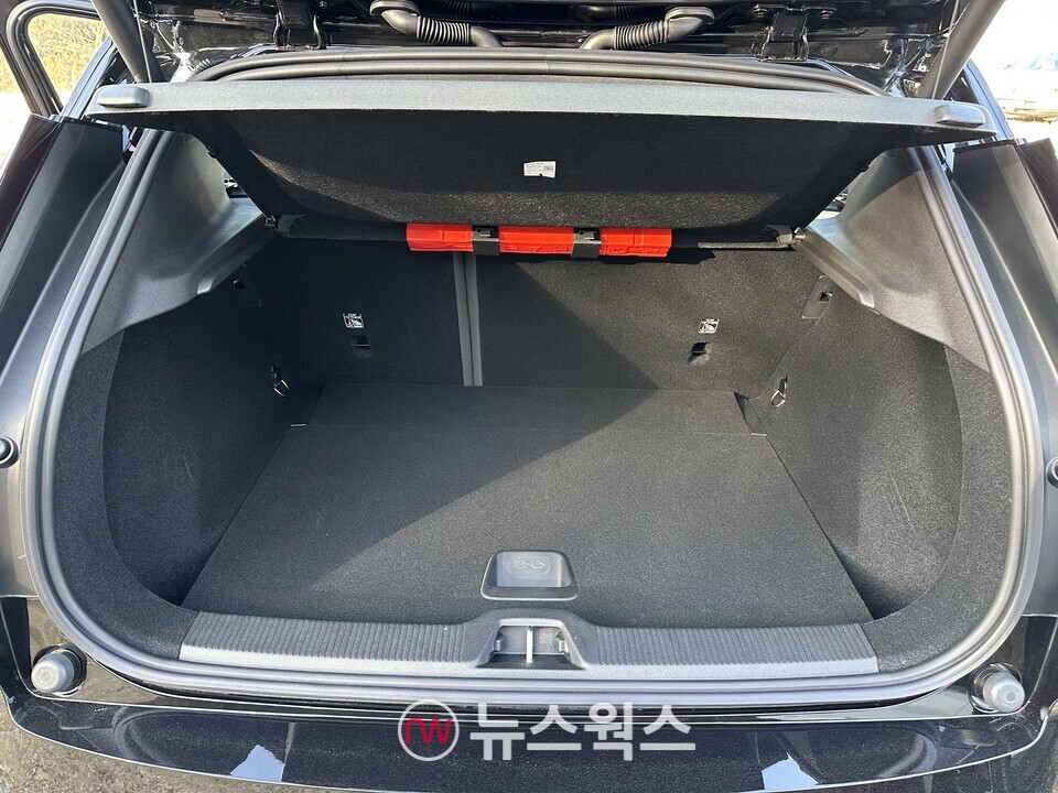 볼보 'EX30' 트렁크 공간. (사진=정현준 기자)
