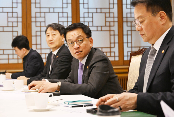 최상목 대통령 권한대행이 10일 정부서울청사에서 열린 대외경제현안간담회에서 발언하고 있다. (사진제공=기획재정부)