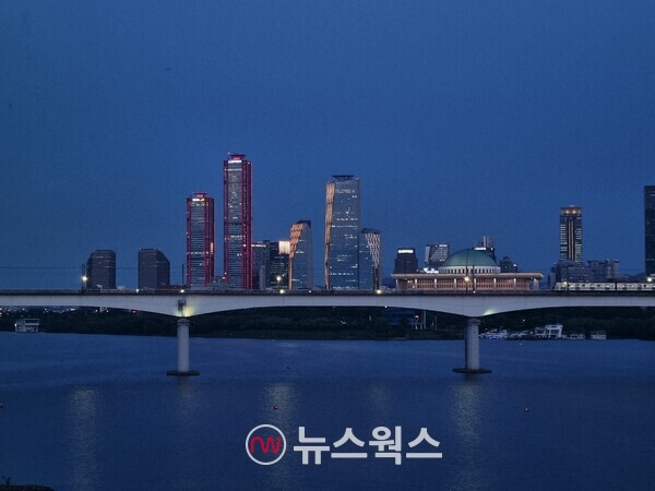 여의도 증권가 야경. (사진=박성민 기자)