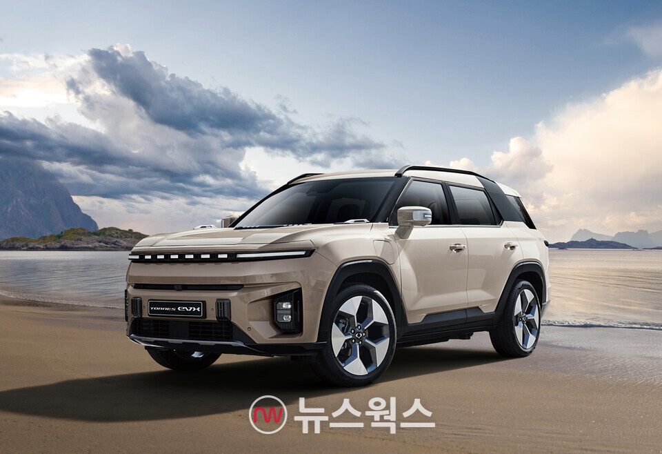 KGM의 '토레스 EVX'. (사진제공=KGM)