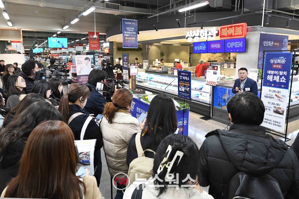 지난해 11월 새단장한 '홈플러스 메가 푸드 마켓 라이브' 강서점 모습. (사진제공=홈플러스)