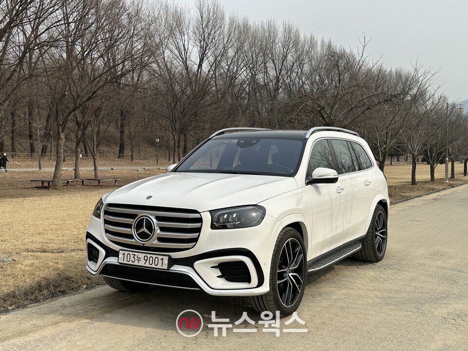 메르세데스-벤츠의 플래그십 SUV모델인 'GLS 580 4MATIC'. (사진=정현준 기자)