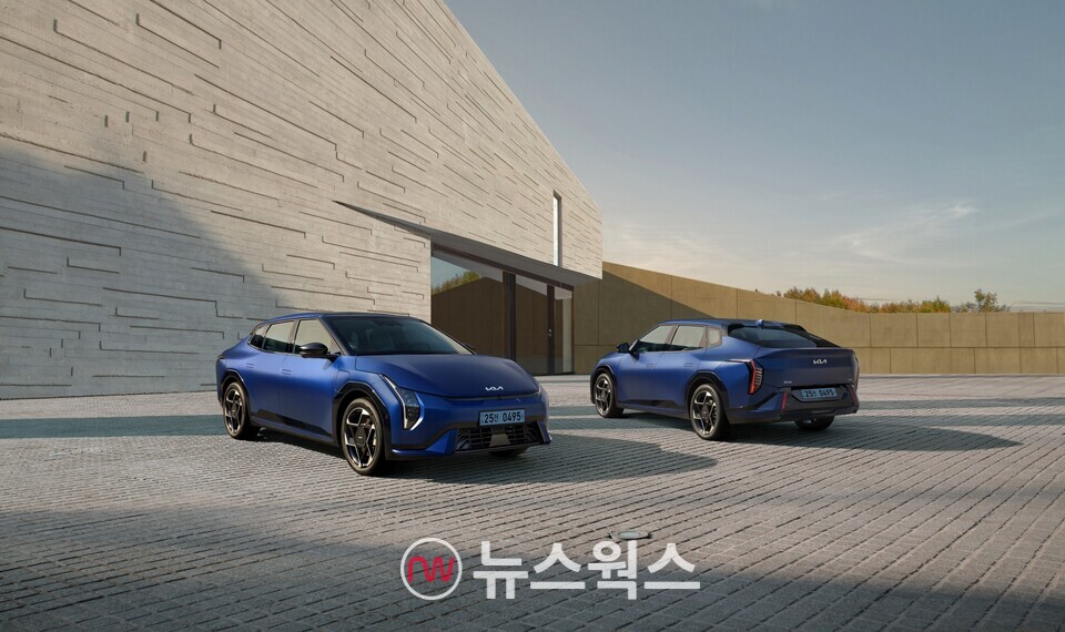 기아 '더 기아 EV4 GT 라인'. (사진제공=기아)