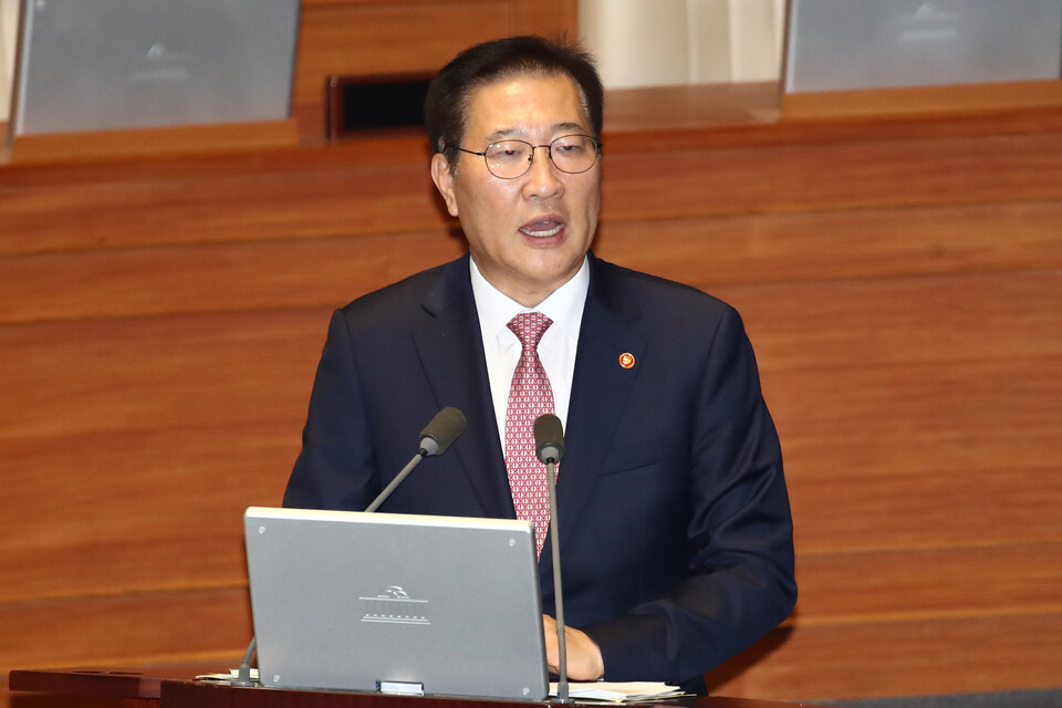 박성재 법무부장관이 지난해 7월 2일 국회에서 열린 제415회국회(임시회) 4차 본회의 정치·외교·통일·안보 분야 대정부질문에서 박범계 더불어민주당 의원의 질의에 답하고 있다. (사진=뉴스1)