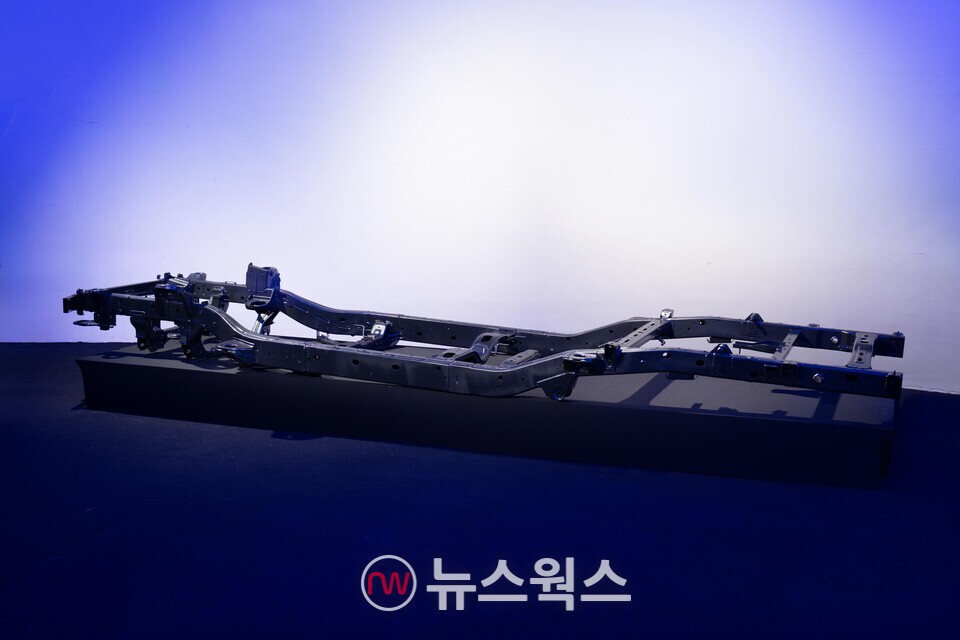 기아 '타스만'에 적용된 보디 온 프레임 플랫폼. (사진제공-=기아)