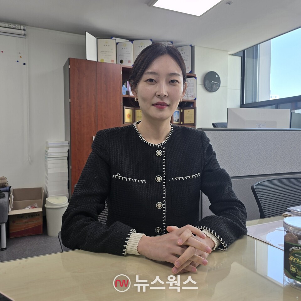 '탄핵반대 청년연대'의 공동대표인 김혜지 서울시의원이 서울 서소문 서울시의원회관에서 뉴스웍스와 인터뷰를 하고 있다. (사진=원성훈 기자)