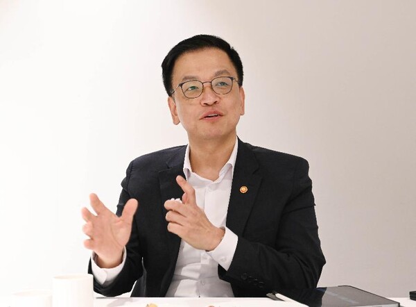 최상목 부총리 겸 기획재정부 장관이 지난 2일 서울 중구 컨퍼런스하우스 달개비에서 열린 '국제금융 전문가 오찬간담회'에서 모두발언을 하고 있다. (사진제공=기획재정부)