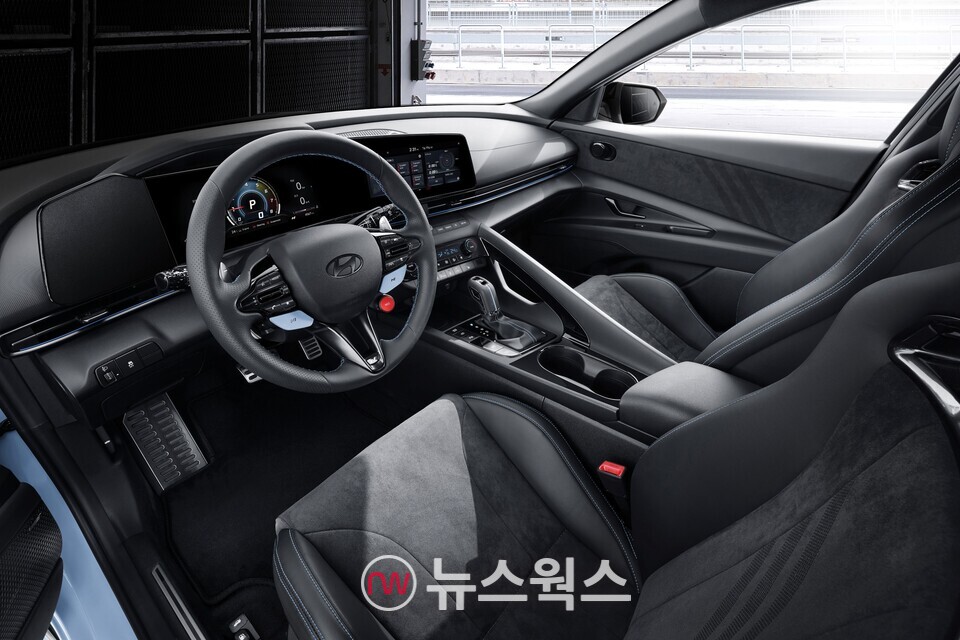 현대차 '2026 아반떼 N'의 실내. (사진제공=현대차)