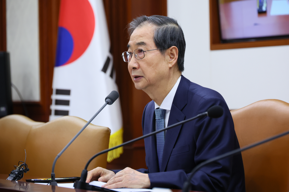 한덕수 대통령 권한대행 국무총리가 지난 10일 정부서울청사에서 열린 국정현안관계장관회의를 주재하고 있다. (사진제공=국무조정실)